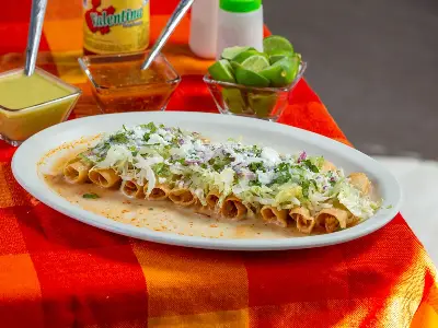 Tacos ticos